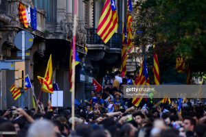 Barcelona Sept. 20, 2017. Catalonia-Spain. Hundreds of thousands of people demonstrate peacefully in front of the direction General of citizen attention, where have the Spanish police arrested a member of the Government of the Generalitat de Catalunya for his links to the referendum of October 1.