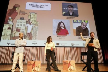 José Carlos Gil, Marina Enrich y Marcos García, en el Congreso de Periodismo de Huesca. FOTO: Congreso de Periodismo de Huesca